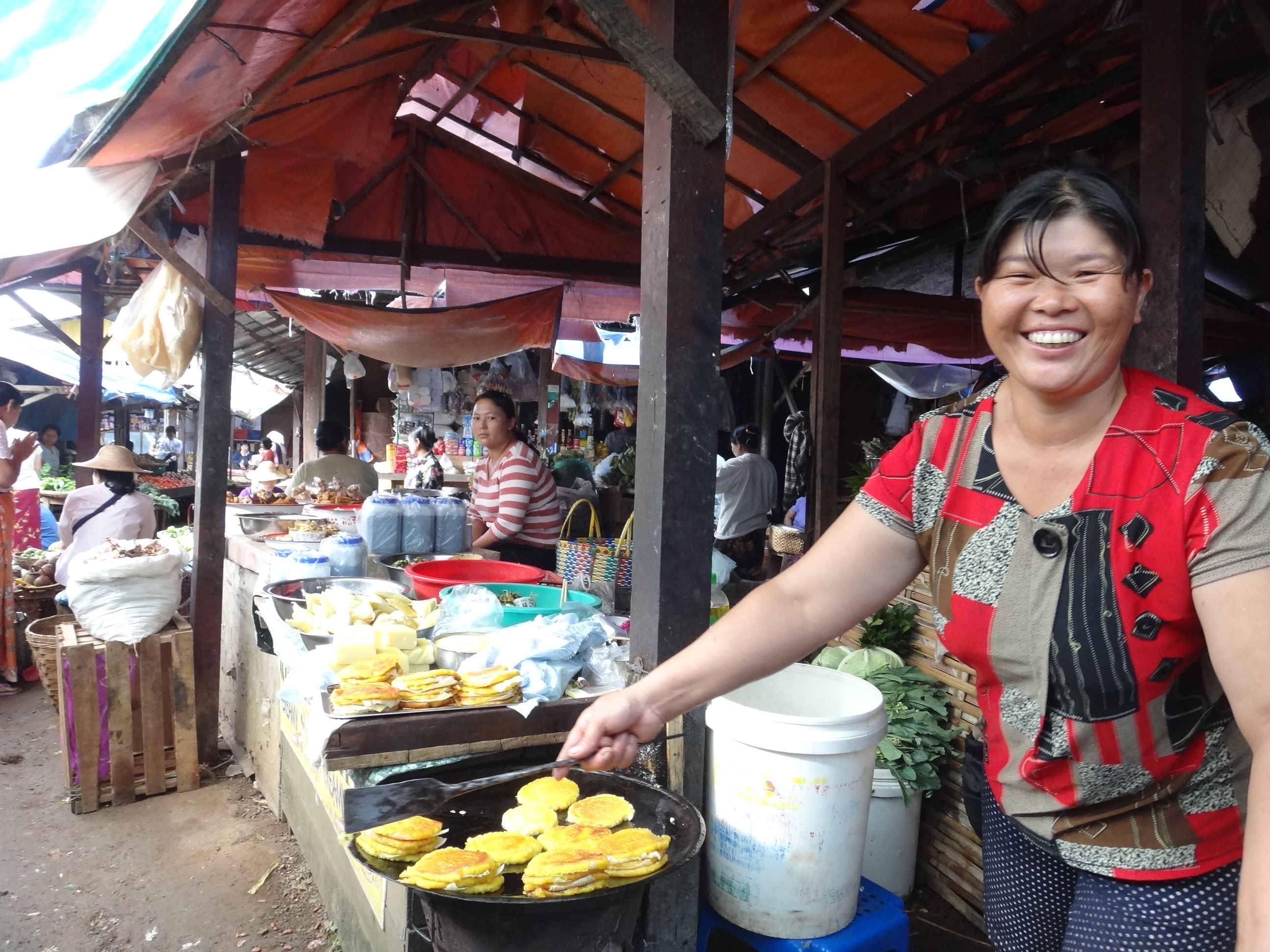 Au marché de Pyin Oo Lwin